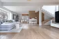 Apartment 385 m² in Masovian Voivodeship, Poland