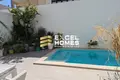 3-Schlafzimmer-Villa  Birkirkara, Malta