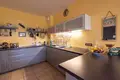 Mieszkanie 5 pokojów 142 m² Stresa, Włochy