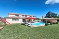 Haus 5 Schlafzimmer 260 m² Opcina Barban, Kroatien