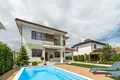Haus 5 zimmer 200 m² Lymanka, Ukraine