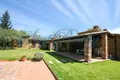 3-Schlafzimmer-Villa 18 000 m² Llagostera, Spanien