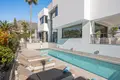 Villa de 4 dormitorios 420 m² Marbella, Španjolska