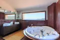 4 room house 700 m² in Liguria, Italy