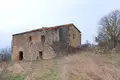 Revenue house 583 m² in Umbertide, Italy