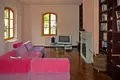 Villa 13 bedrooms 2 400 m² Pardossi, Italy