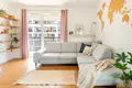 Apartamento 3 habitaciones 77 m² en Varsovia, Polonia