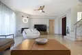 Многоуровневые квартиры 3 спальни 124 м² Неа-Фокея, Греция
