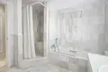 2 bedroom apartment 169 m² Estepona, Spain