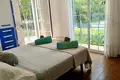 4 bedroom house 215 m² San Pedro Alcantara, Spain