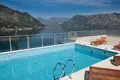 3 bedroom apartment 190 m² Dobrota, Montenegro
