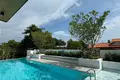 Villa de tres dormitorios  Rawai, Tailandia