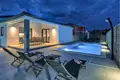 Вилла 3 спальни 145 м² Город Пула, Хорватия