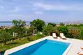 4 bedroom house 338 m² Kastel Sucurac, Croatia
