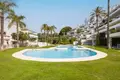 Mieszkanie 4 pokoi 567 m² Dos Hermanas, Hiszpania