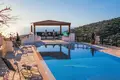 5 bedroom apartment 297 m² Tsada, Cyprus