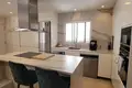 Mieszkanie 2 pokoi 120 m² Marbella, Hiszpania