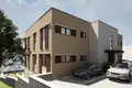 Квартира 4 спальни 126 м² Тиват, Черногория