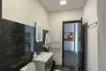 Pomieszczenie biurowe 2 pokoi 79 m² w Tbilisi, Gruzja