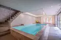 House 11 rooms 720 m² in Jurmala, Latvia