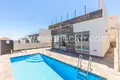 Villa de tres dormitorios 162 m² Orihuela, Španjolska