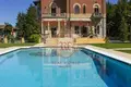 6-Zimmer-Villa 450 m² Stresa, Italien