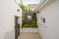 Villa de 4 dormitorios 300 m² Alfaz del Pi, Španjolska