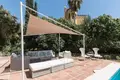 Haus 4 Schlafzimmer 270 m² Dos Hermanas, Spanien