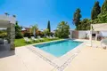 Haus 6 Schlafzimmer 360 m² Dos Hermanas, Spanien