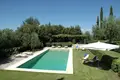 Investment 500 m² in Sferracavallo, Italy