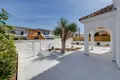4-Schlafzimmer-Villa 191 m² Torrevieja, Spanien