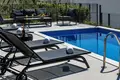 Вилла 4 спальни 300 м² Макарска, Хорватия