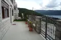 Casa 7 habitaciones 228 m² Zelenika, Montenegro