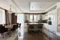 Casa de campo 379 m² Barawlyany, Belarús