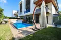6 bedroom house 450 m² Konyaalti, Turkey