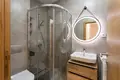 Квартира 1 спальня 79 м² Бечичи, Черногория