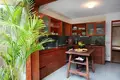 Villa mit 2 Schlafzimmern 283 m² Kerobokan Kelod, Indonesien