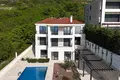 Villa 6 habitaciones 450 m² Rijeka Rezevici, Montenegro