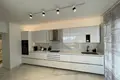 4 bedroom Villa 320 m² in Agios Tychonas, Cyprus