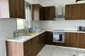 Mieszkanie 3 pokoi 144 m² Chloraka, Cypr