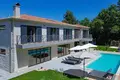 5-Schlafzimmer-Villa 280 m² Umag, Kroatien