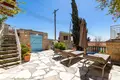 Hotel 830 m² Tochni, Cypr