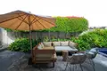 Wohnung 3 Schlafzimmer 150 m² Kerobokan Kelod, Indonesien