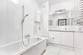 Mieszkanie 2 pokoi 56 m² w Warszawa, Polska