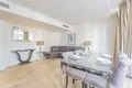 Mieszkanie 2 pokoi 98 m² w Londyn, Wielka Brytania