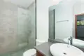 6 bedroom house 385 m² Coxen Hole, Honduras