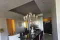 6-Schlafzimmer-Villa 700 m² Germasogeia, Zypern