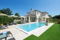 4-Schlafzimmer-Villa 359 m² Rovinj, Kroatien