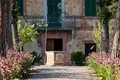 Villa 10 bedrooms 4 331 m² Siena, Italy