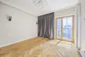Commercial property 145 m² in Warsaw, Poland